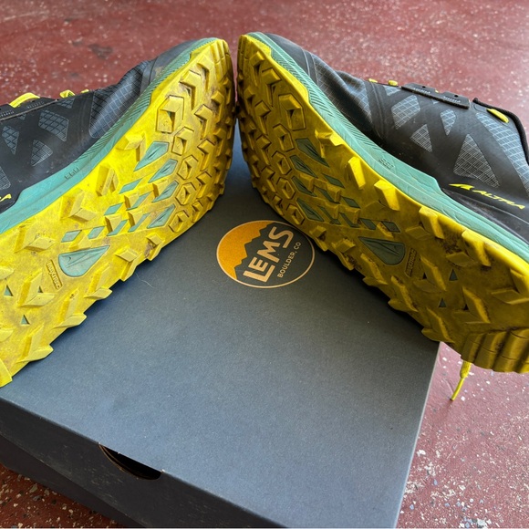 Altra Lone Peak 8 Trail Running Shoes - Picture 5 of 5